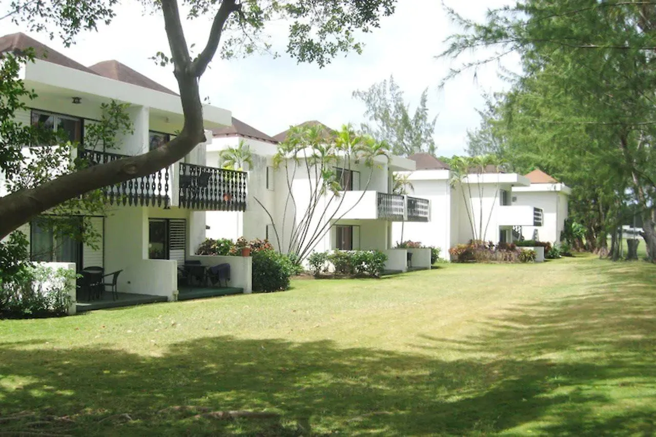 Plum Tree Club Apartment Christ Church Barbados