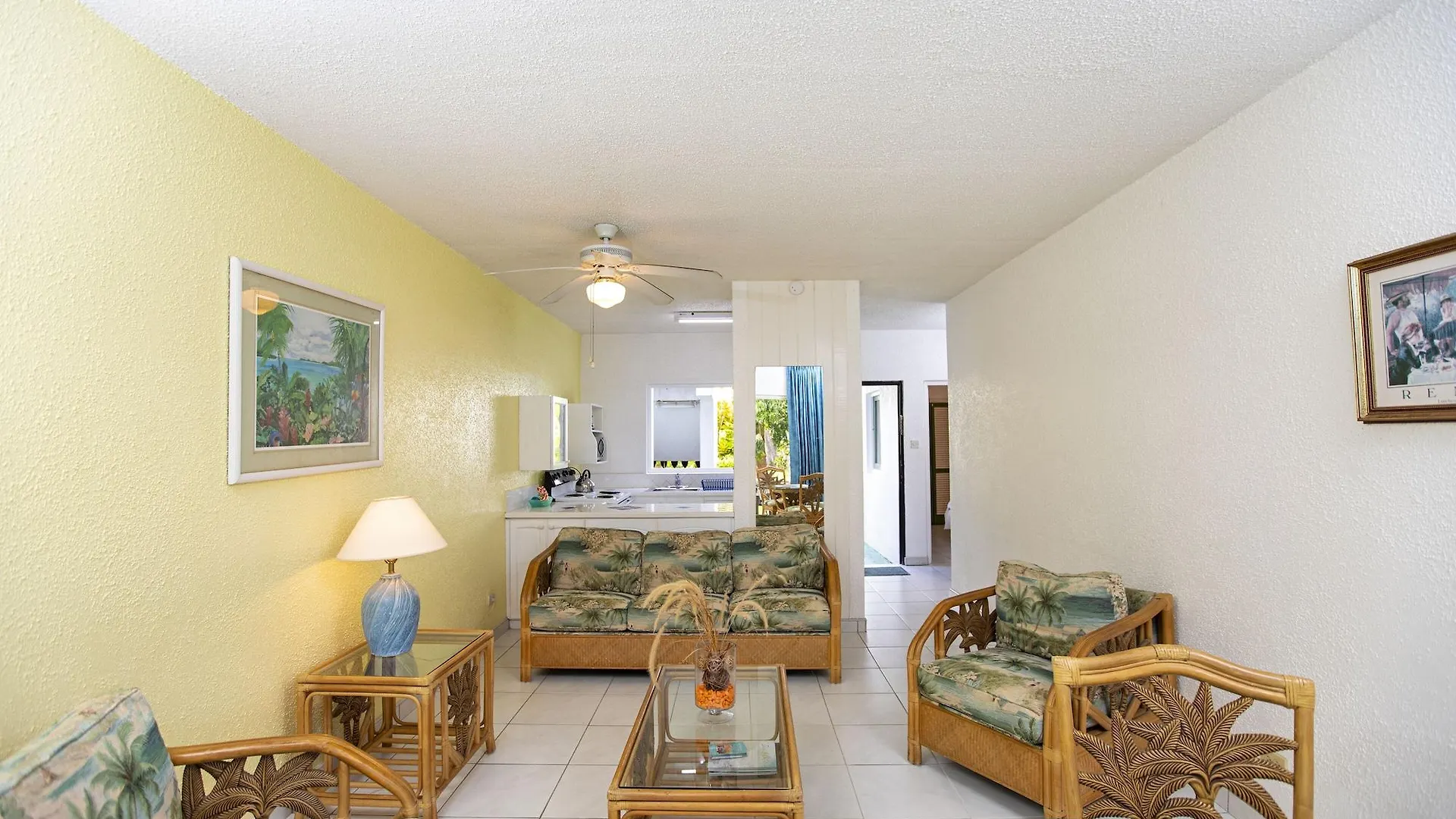 Plum Tree Club Apartment Christ Church