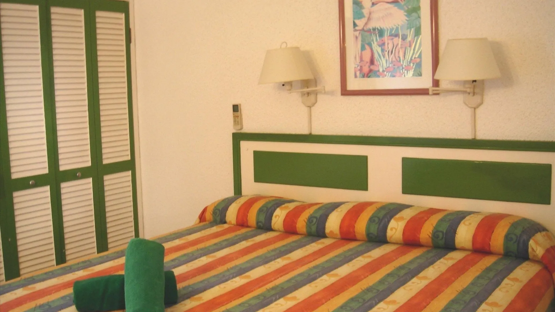 Plum Tree Club Apartment Christ Church Barbados