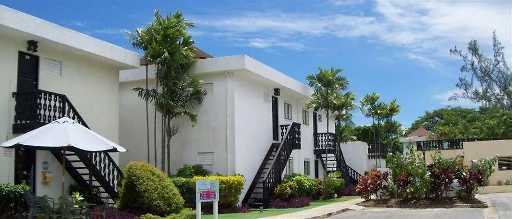Plum Tree Club Apartment Christ Church