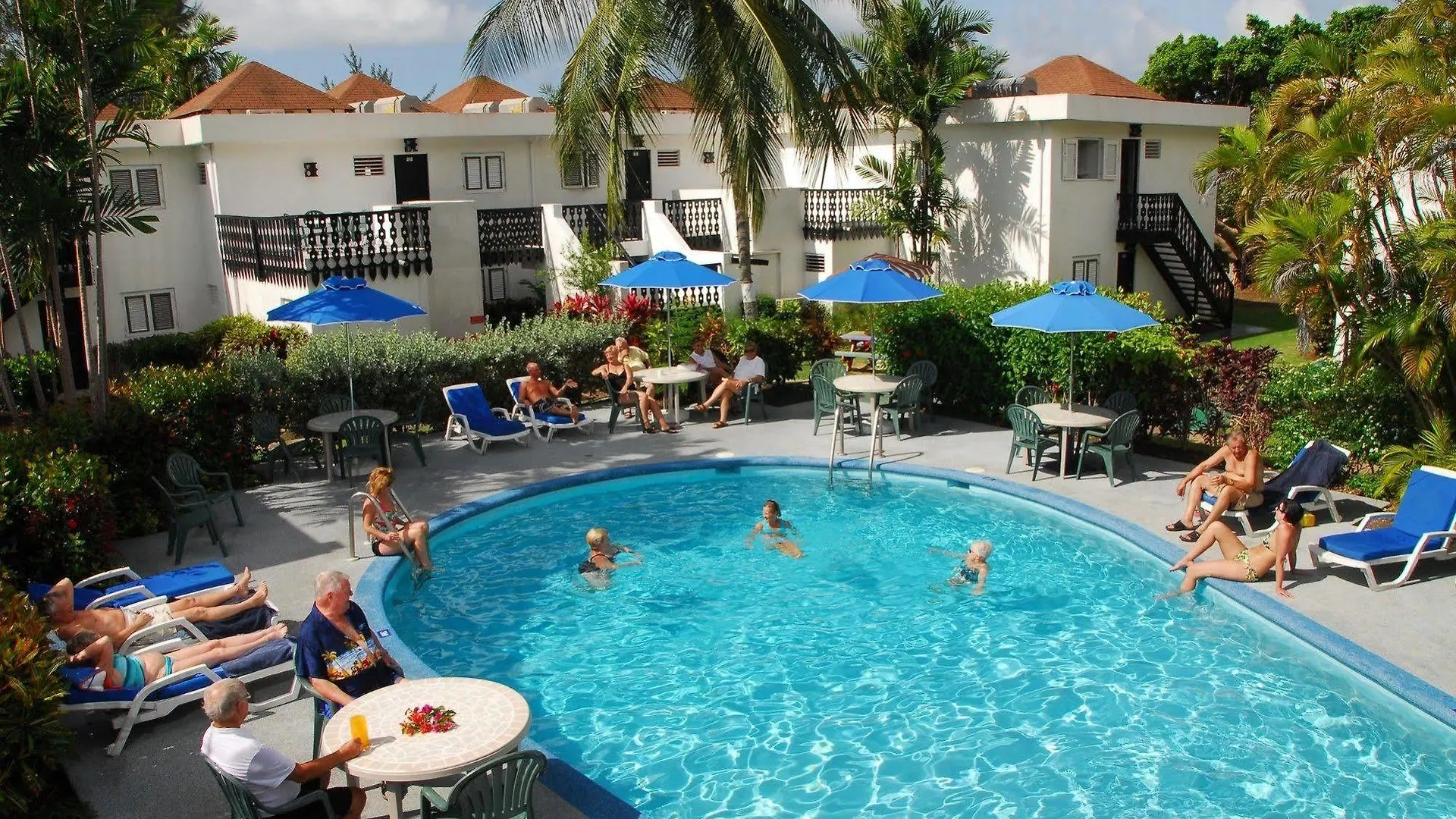 Plum Tree Club Apartment Christ Church Barbados